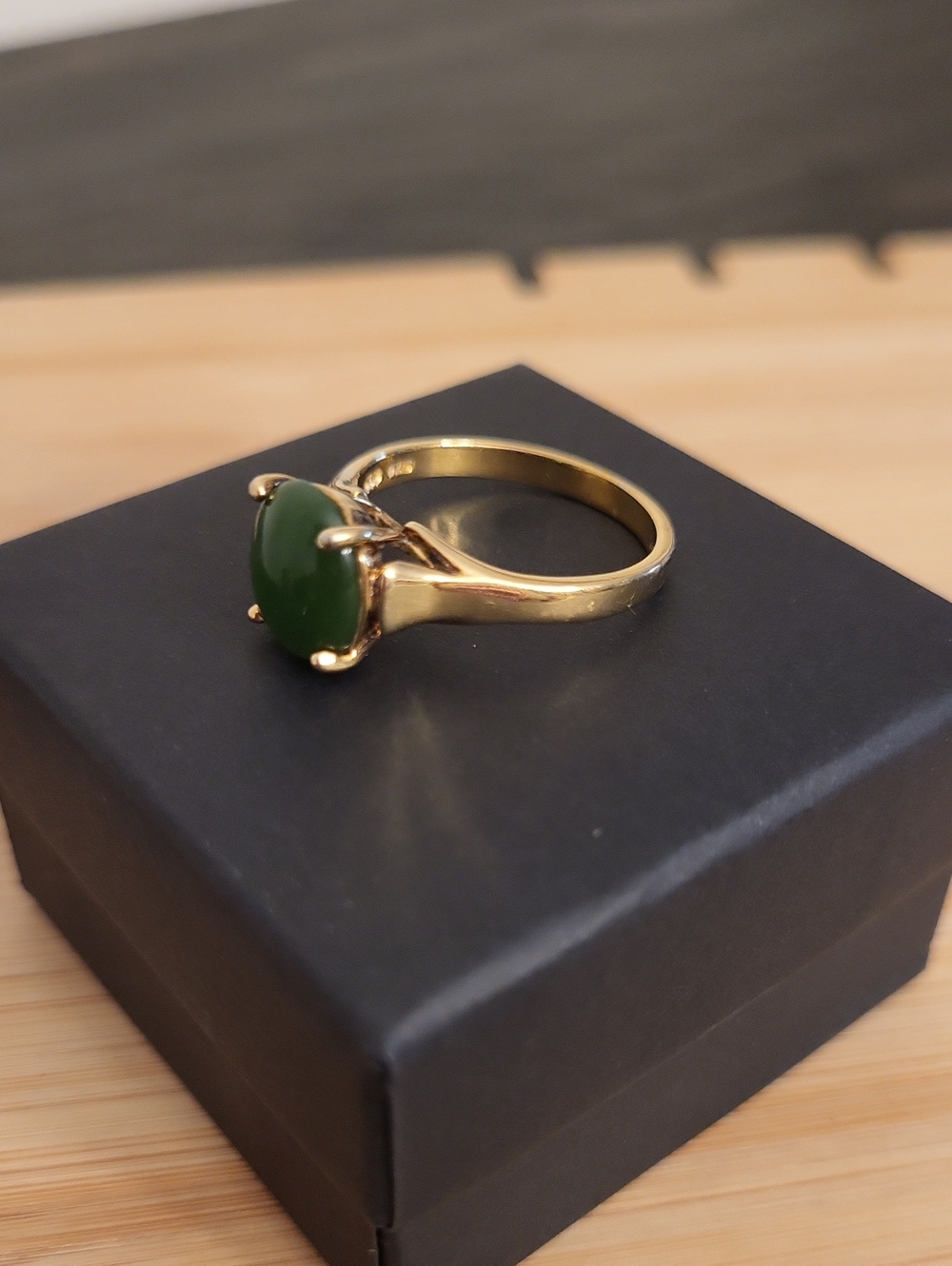 925 Vermiel Gold Nephrite-Jade Stone Ring - Picture 2 of 9